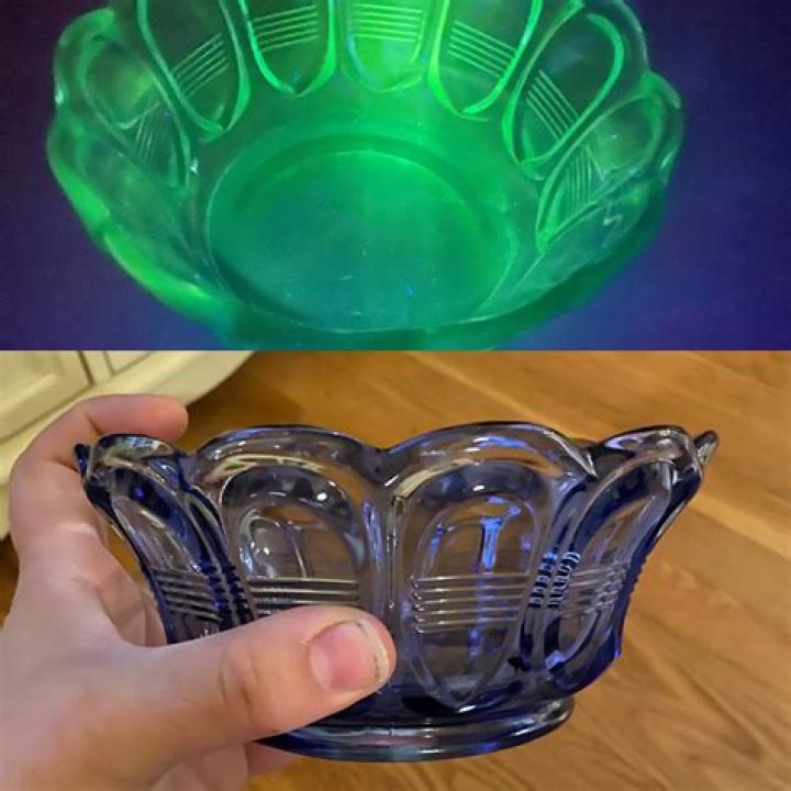 Does Fenton glass glow?