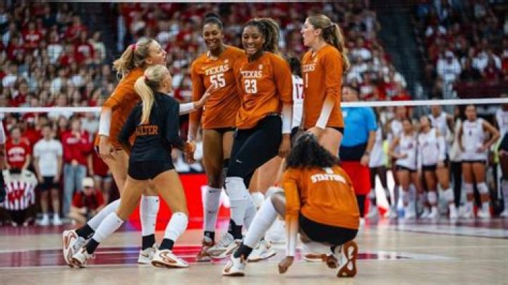 Does Florida State have a Volleyball team?