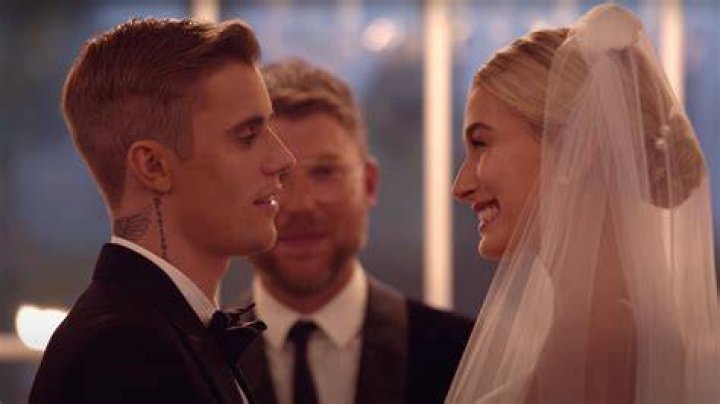 Does Hayley and Jackson get married?