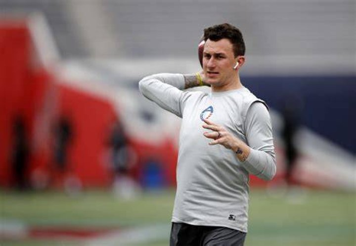 Does Johnny Manziel play football?