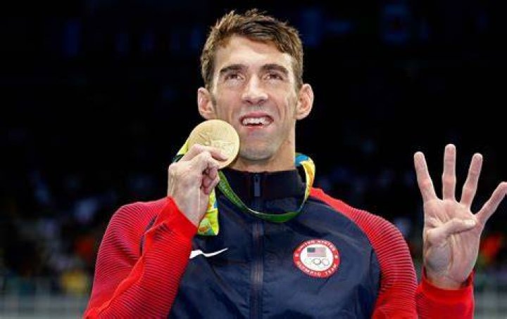 Does Michael Phelps have social media?