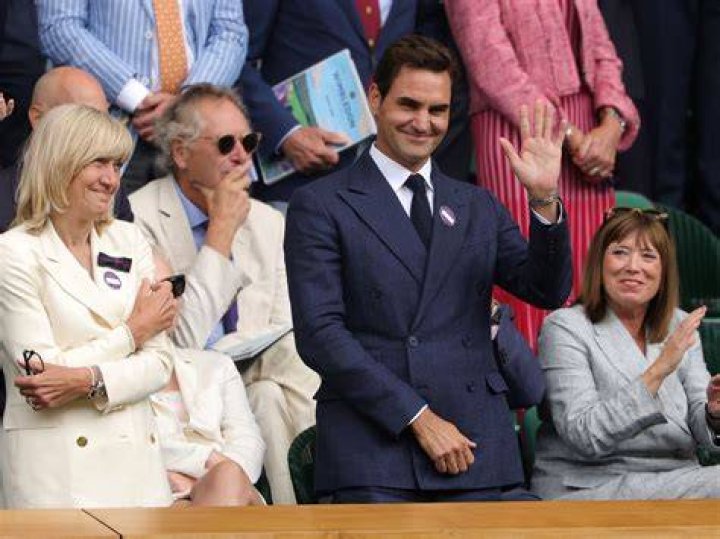 Does Roger Federer own his own jet?