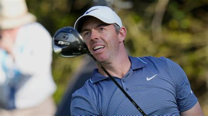 Does Rory McIlroy fly private?