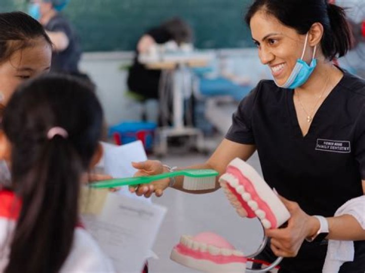 Does SMU have a dental program?