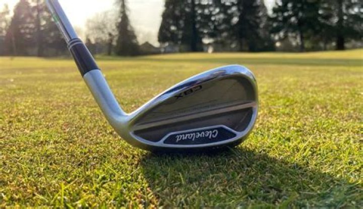 Does Tiger Woods use a gap wedge?