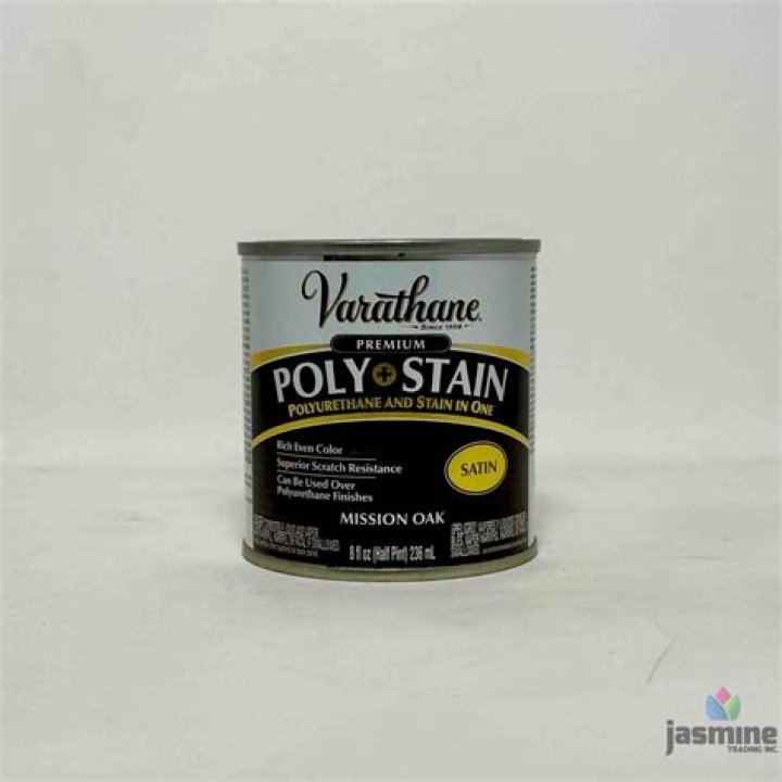Does varathane polyurethane yellow?