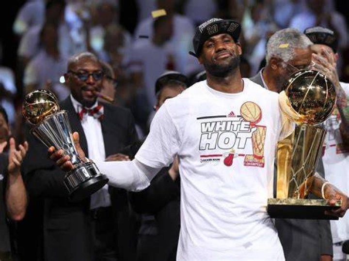 Has LeBron won back-to-back MVP?