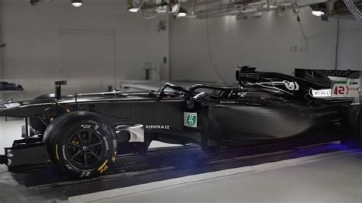 How are f1 cars made?