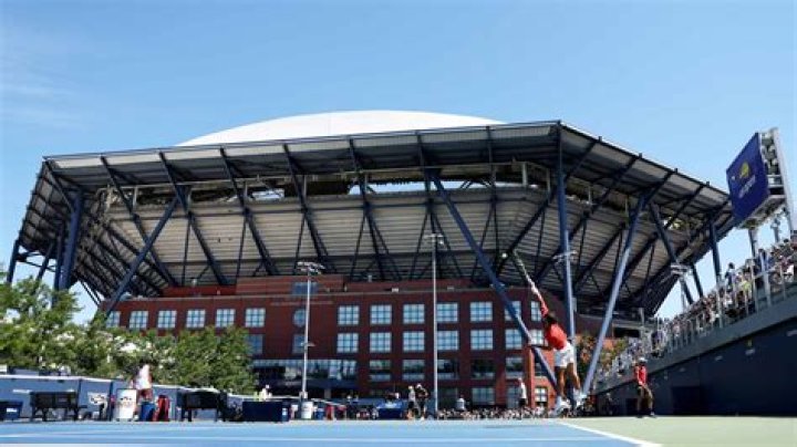 How big is the US Open stadium?