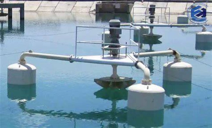 How do aquarium aerators work?