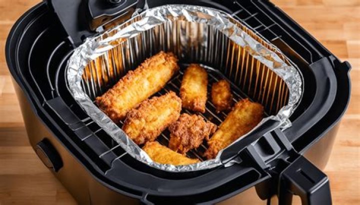 How do I make my air fryer crispy?