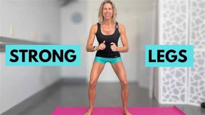 How do I strengthen my legs for skiing?