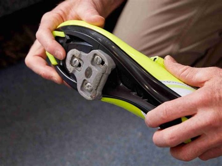How do you fix cleats on cycling shoes?