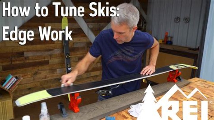 How do you keep ski edges from rusting?