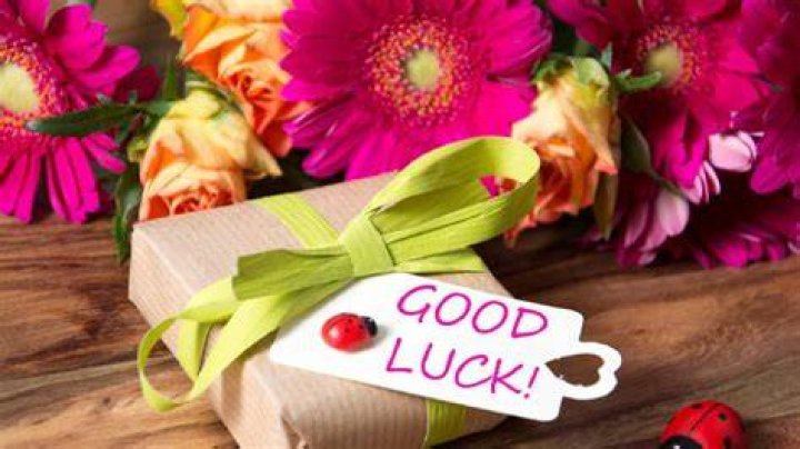 How do you wish good luck to a golfer?