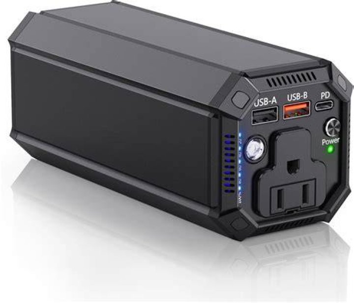 How long can a car battery run 100W?