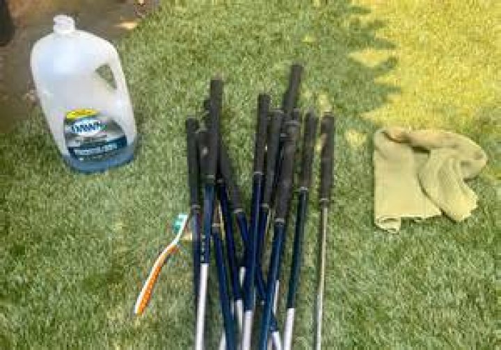 How long do you have to let golf grips dry?