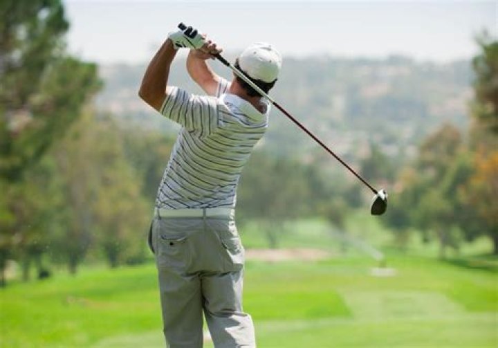 How long does it take a beginner to learn golf?