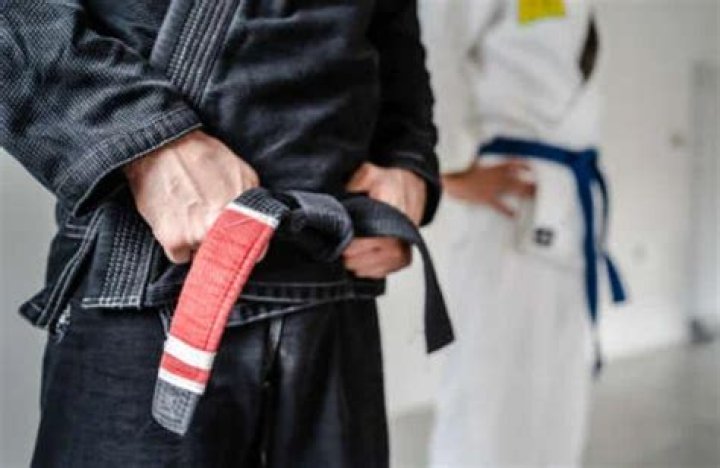 How long does it take to become a black belt in Japanese Jiu-Jitsu?