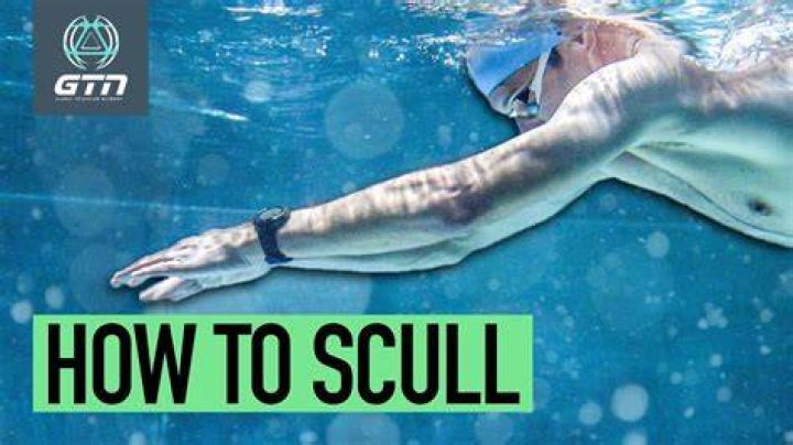 How long is a scull?