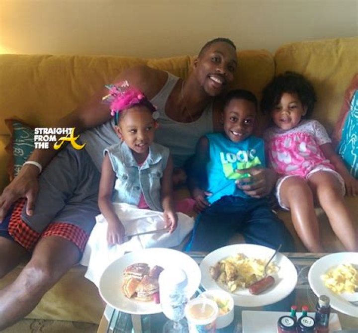 How many baby mamas do Dwight Howard have?
