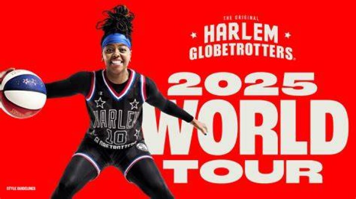 How many female Harlem Globetrotters are there?