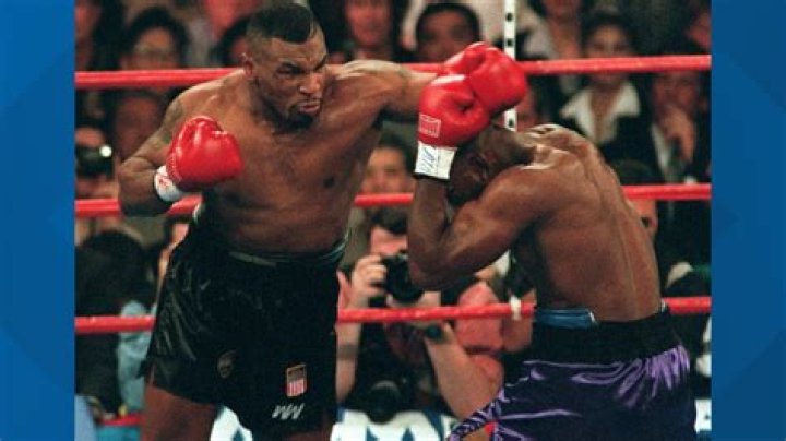 How many fights Tyson vs Holyfield?