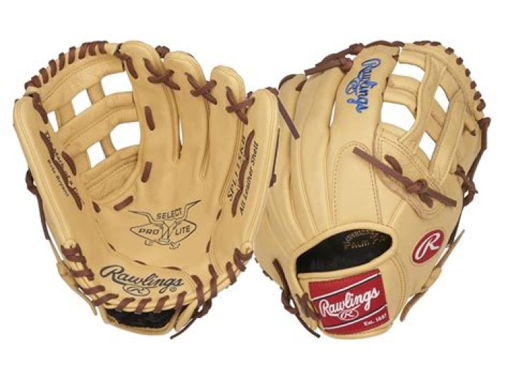 How many gloves does Rawlings sell a year?