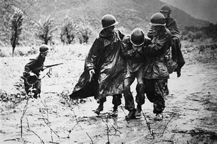How many Greek soldiers died in Korean War?