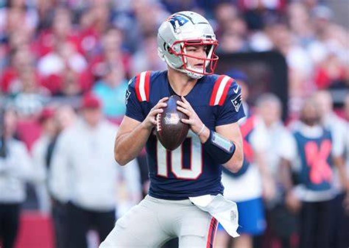 How many Gronkowski's are still in the NFL?
