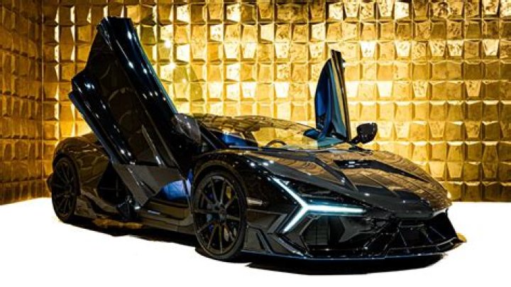 How many Lamborghini SVJ are there in India?