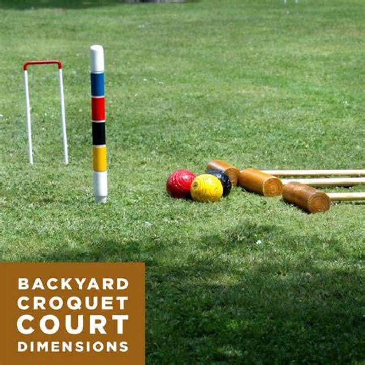 How many mallets are in a croquet set?