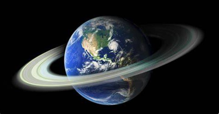 How many rings does Earth have?