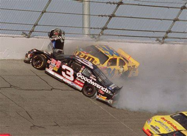 How many times did Dale Earnhardt almost win the Daytona 500?