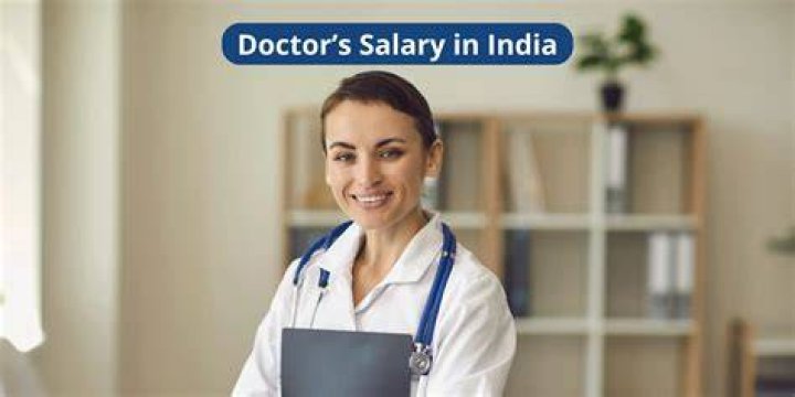 How much BAMS doctor earn in India per month?