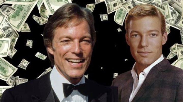 How much did Richard Medley get paid?