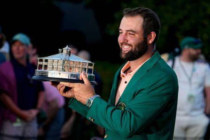 How much did Scottie Scheffler win at the Masters 2022?