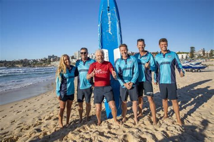 How much do Bondi Lifesavers get paid?