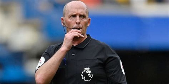 How much do G League referees make?