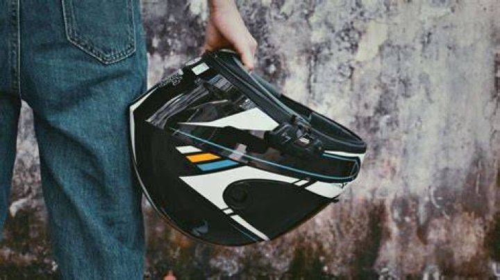 How much force can a motorcycle helmet withstand?