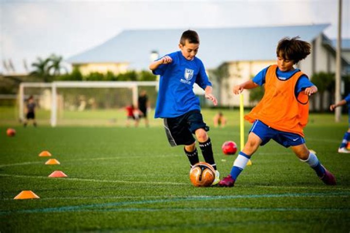 How often do academy players train?