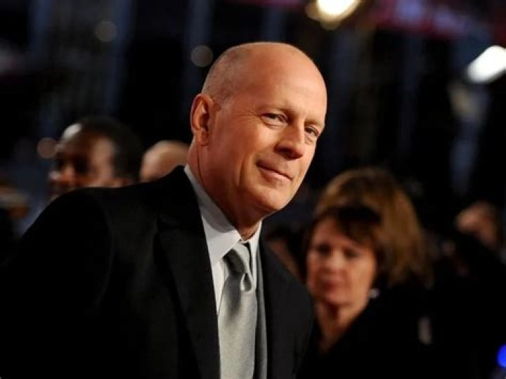 How rich is Bruce Willis?