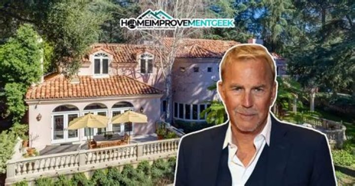 How rich is Kevin Costner?