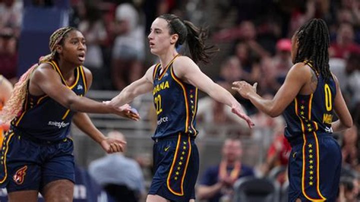 How tall is a WNBA hoop?
