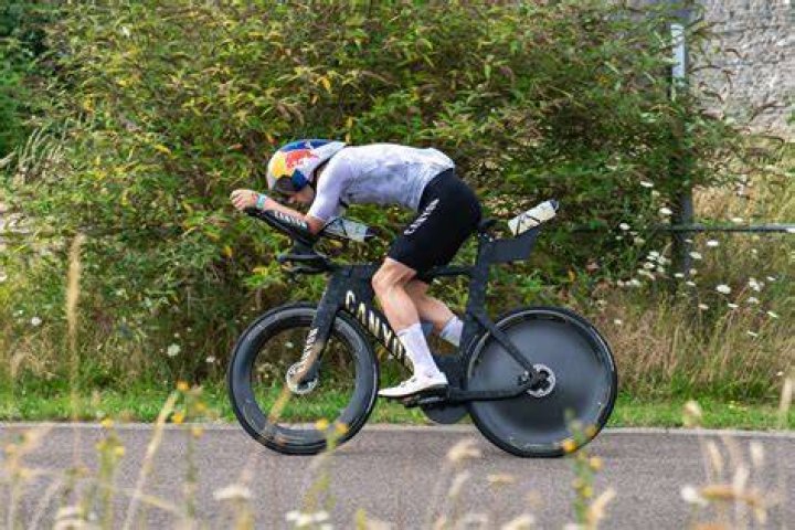 Is 10 mph a good cycling pace?
