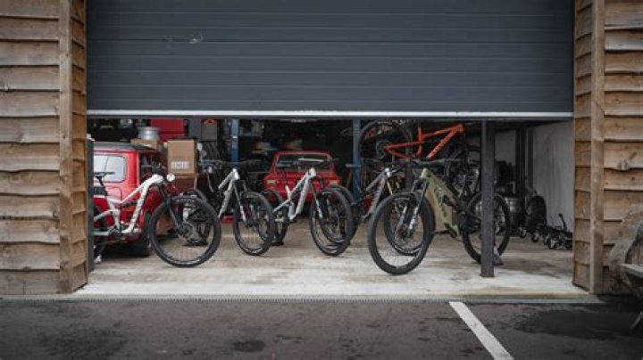 Is 29 inch bike good for what height?