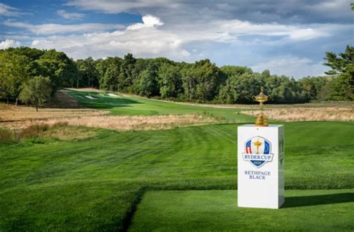 Is Bethpage Black a hard course?