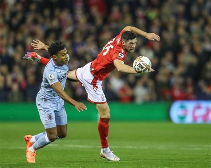 Is deliberate handball a sending off?
