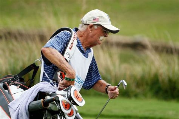 Is Fluff still a caddie?