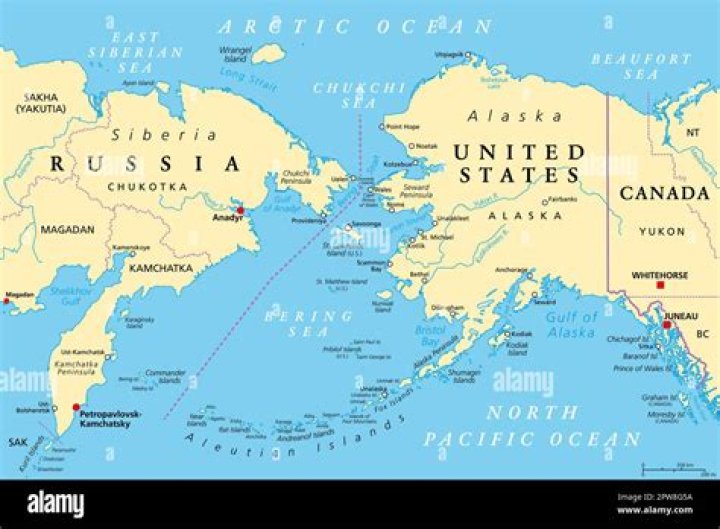Is Hawaii close to Russia?